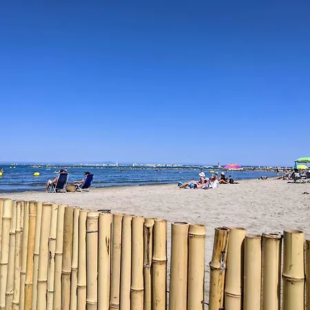 Cabine Avec Vue Sur Mer Et Parking A 100m De La Plage, - Fr-1-307-155 Apartment Le Grau-du-Roi